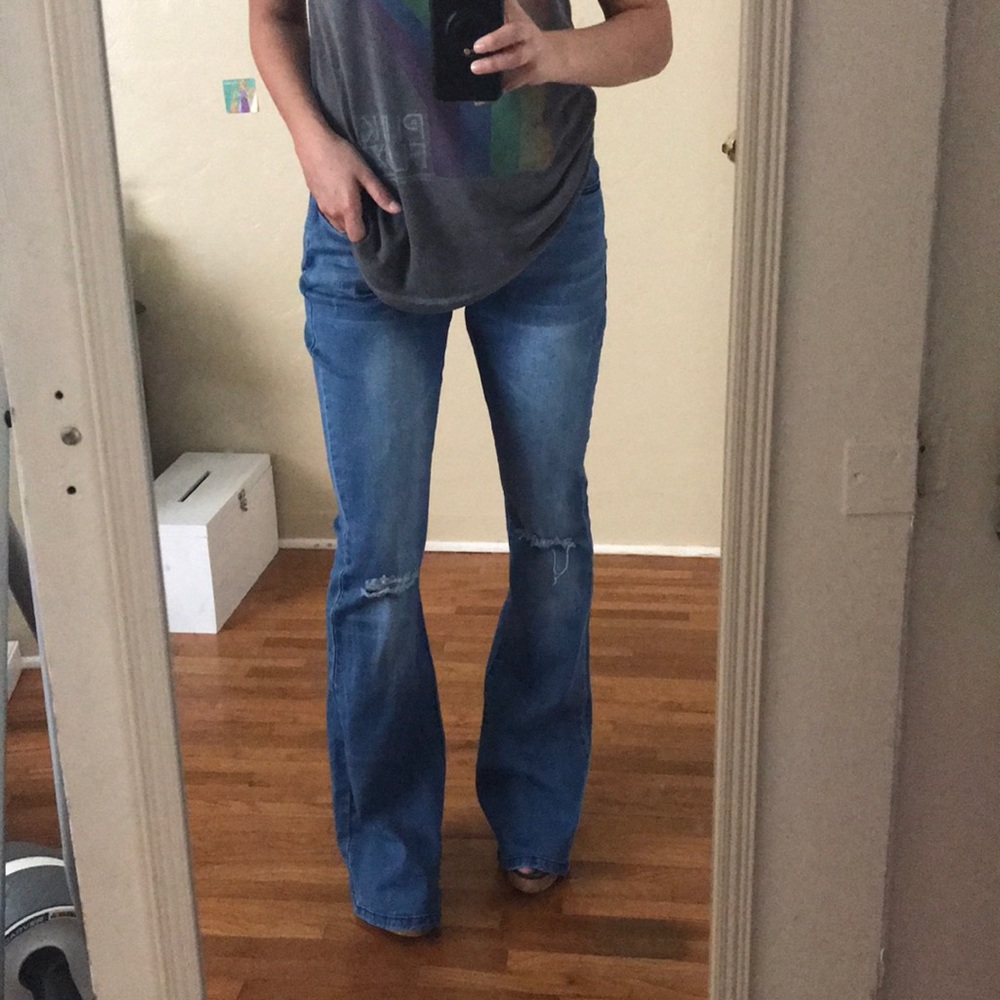 High Waisted Bell Bottom Boho Hippie Jeans ✌🏽🌼